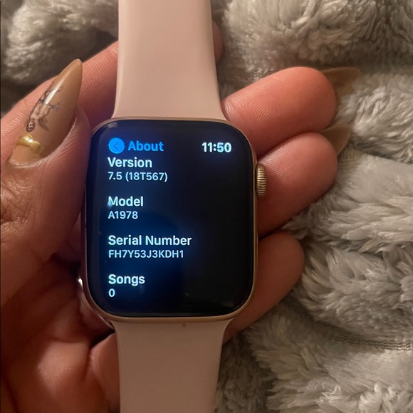 Apple Watch - Picture 12 of 13